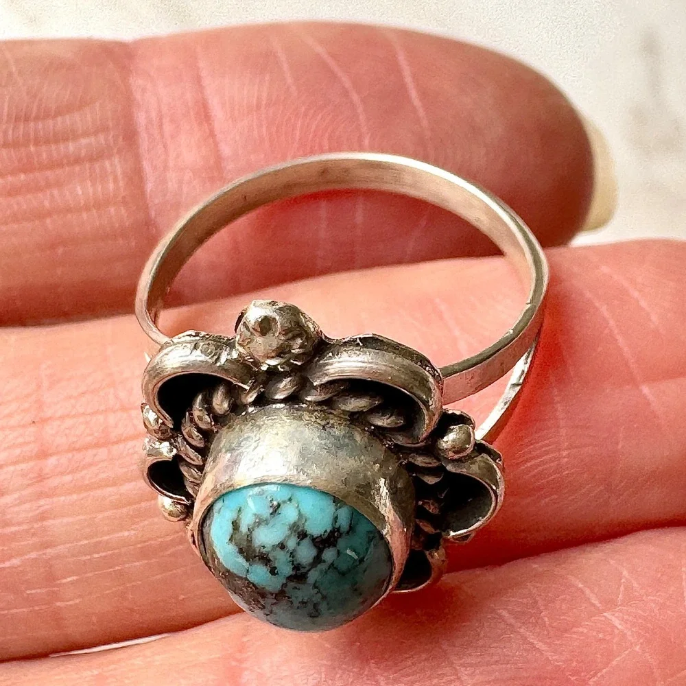 Navajo Flower Ring Turquoise Sz 7.5 Sterling Silver Signed Morgan Native Amer